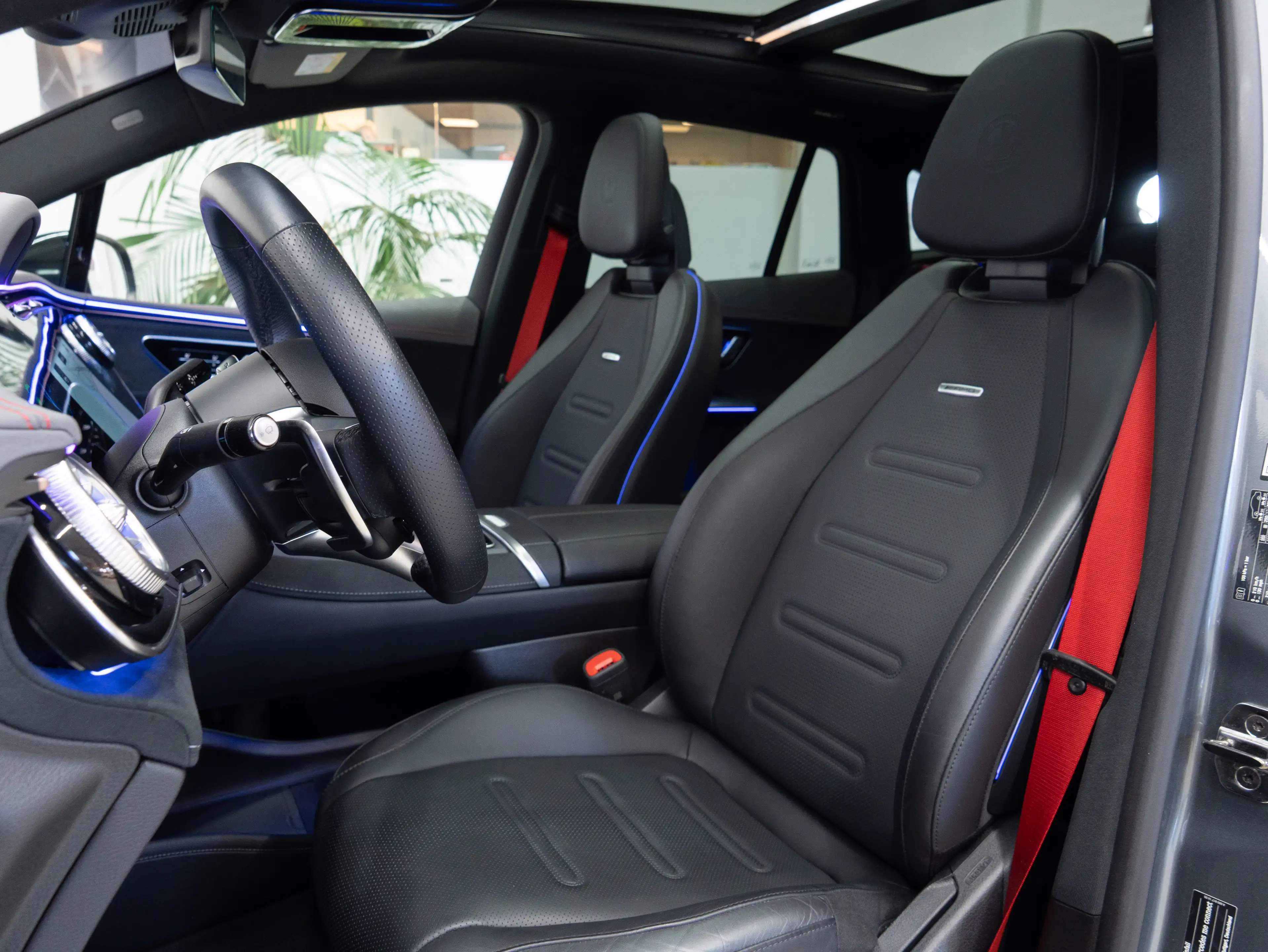 Mercedes-Benz EQE SUV 43 AMG 4M Night-II 21" HYPERSCREEN Airmatic FULL — photo 10