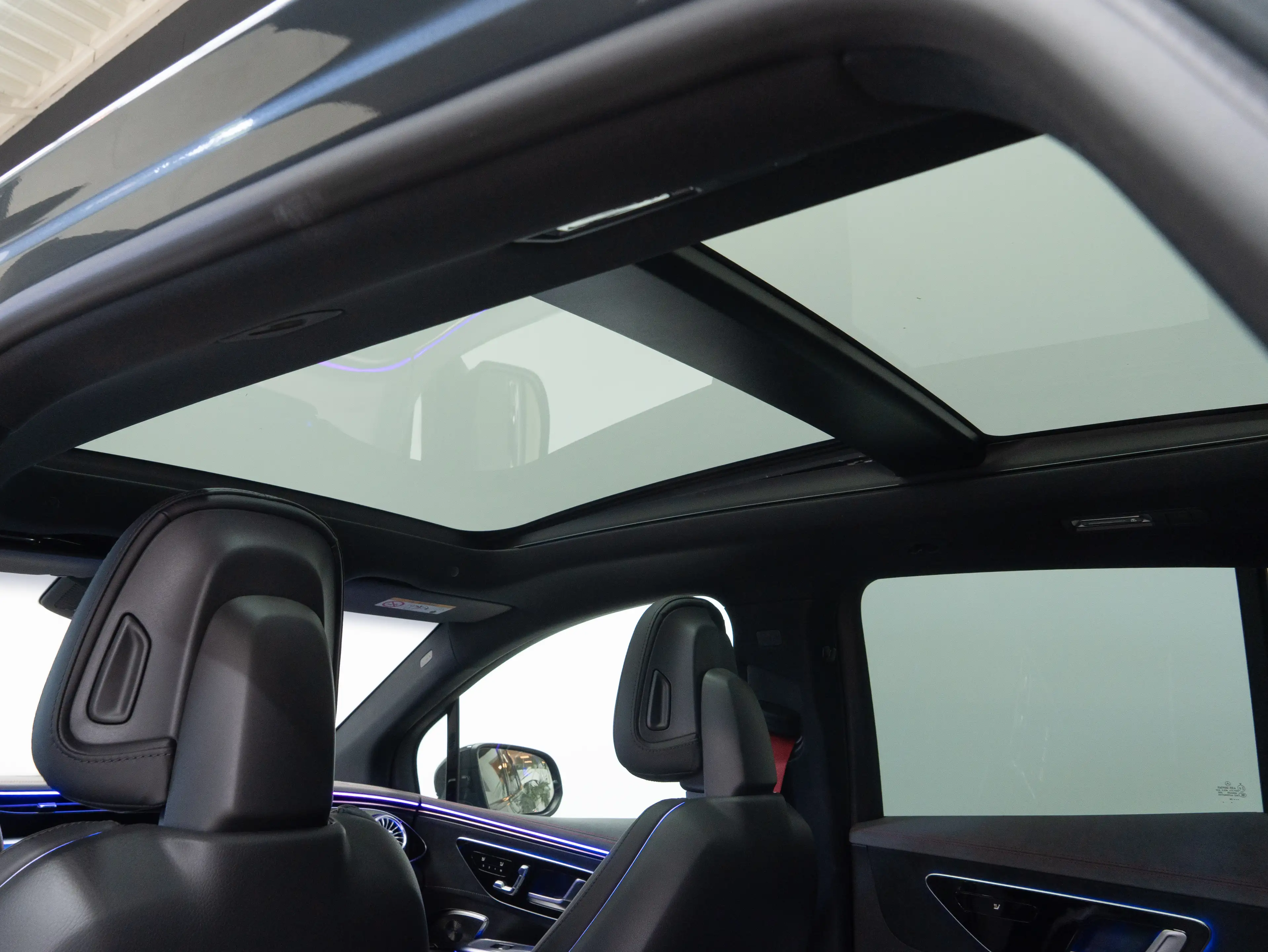 Mercedes-Benz EQE SUV 43 AMG 4M Night-II 21" HYPERSCREEN Airmatic FULL — photo 15