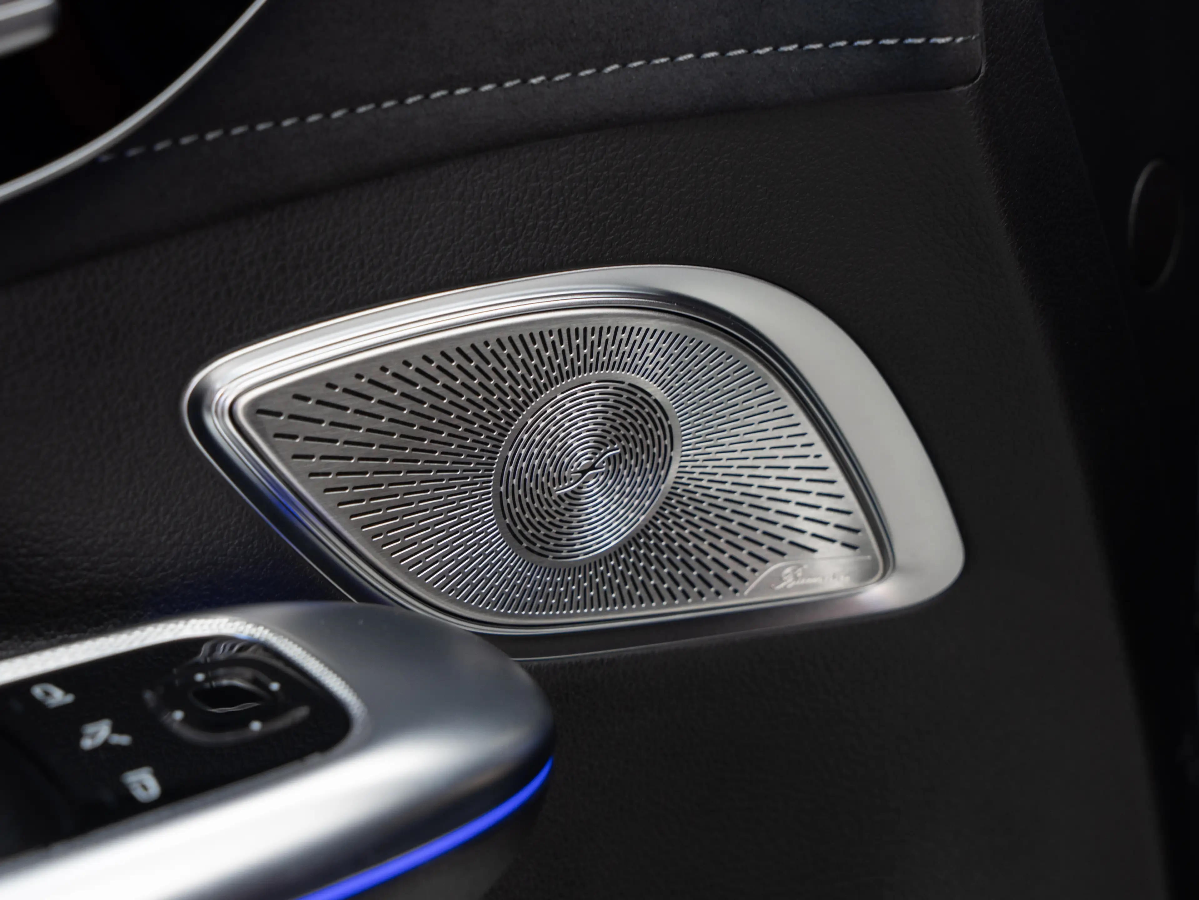 Mercedes-Benz EQE SUV 43 AMG 4M Night-II 21" HYPERSCREEN Airmatic FULL — photo 9