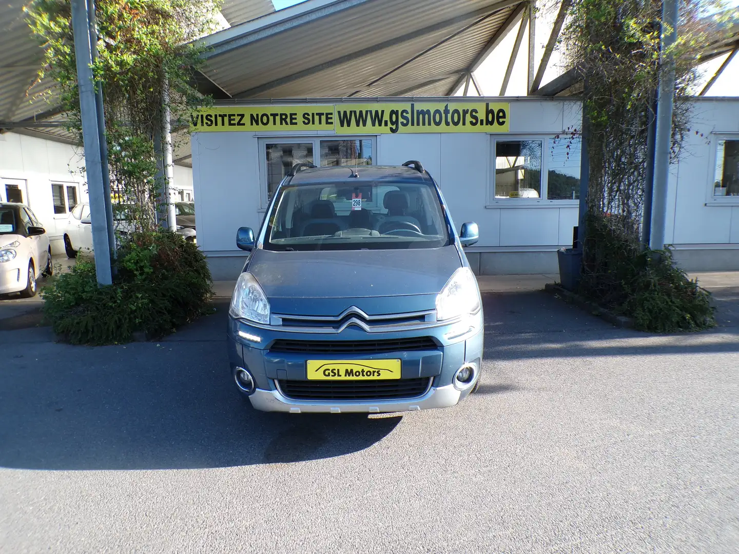 Citroen Berlingo 1.6HDi 92cv bleu 05/15 85.722km Airco Radio CD Blauw - 2