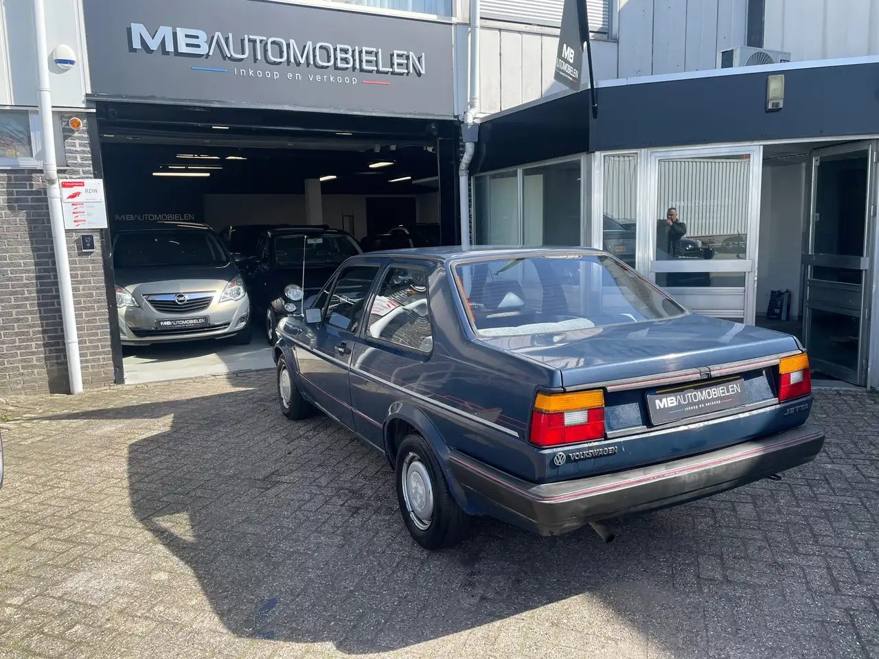 Volkswagen Jetta 1.3 C /3deurs/Blauw/Rijdt en schakelt Goed!, foto 6