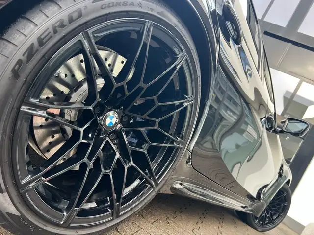 BMW M3 view 6
