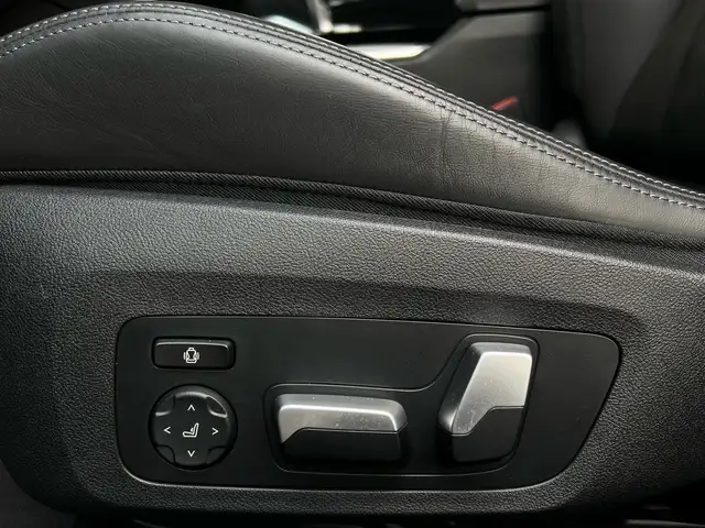 BMW M3 view 4