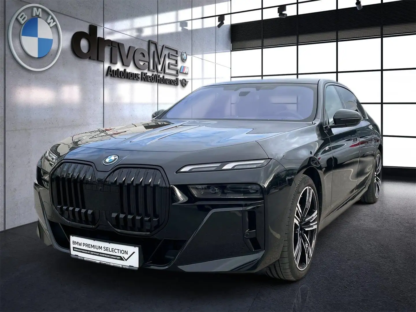 BMW i7 xDrive60 101,7kWh Чорний - 1
