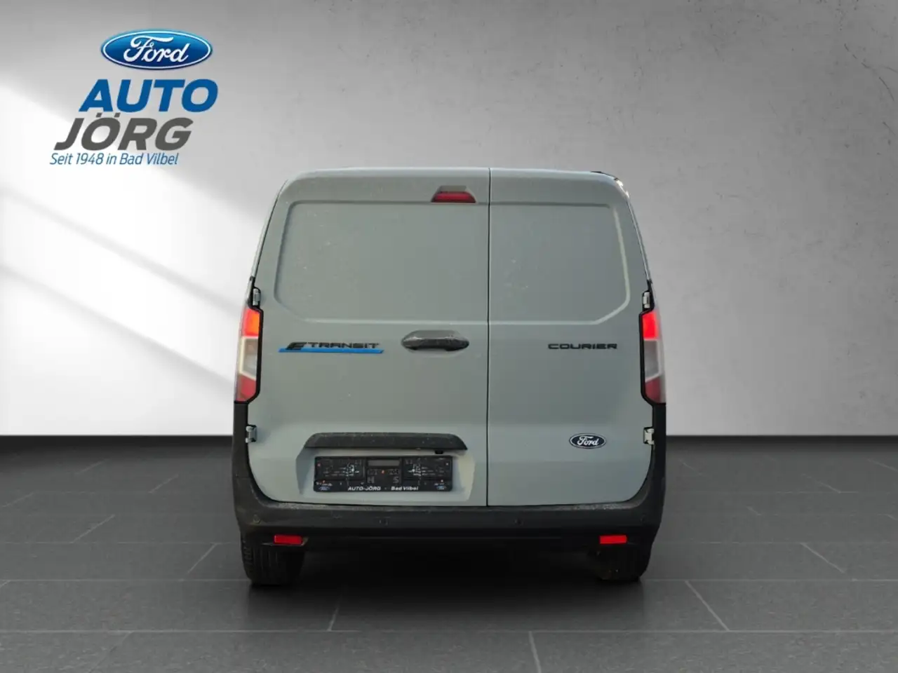 Ford Transit Courier 2026