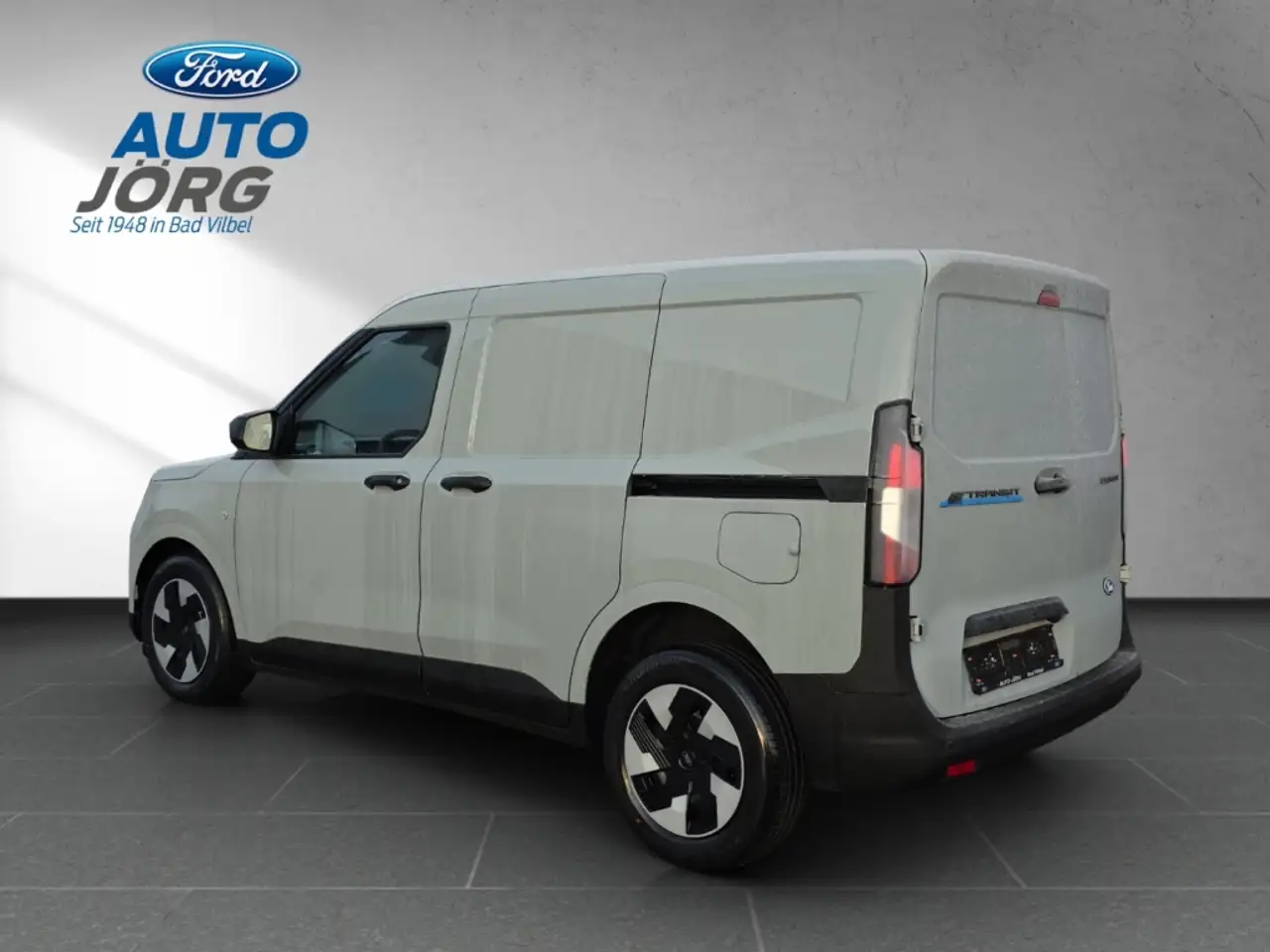 Ford Transit Courier 2026