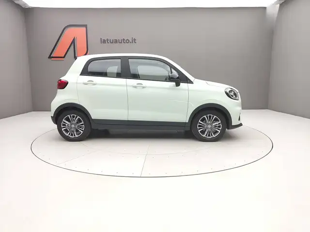 Leapmotor T03 view 8