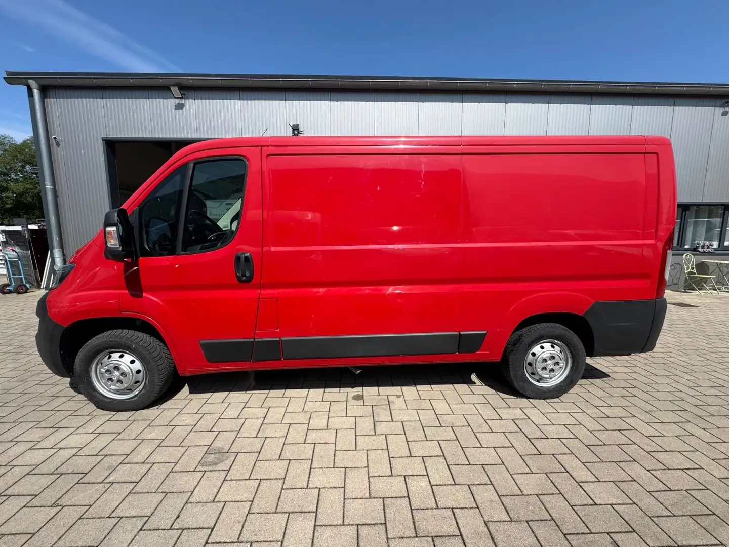Peugeot Boxer 2.2 HDI /Kamera/Standheizung/Klima/PDC/AHK Piros - 2