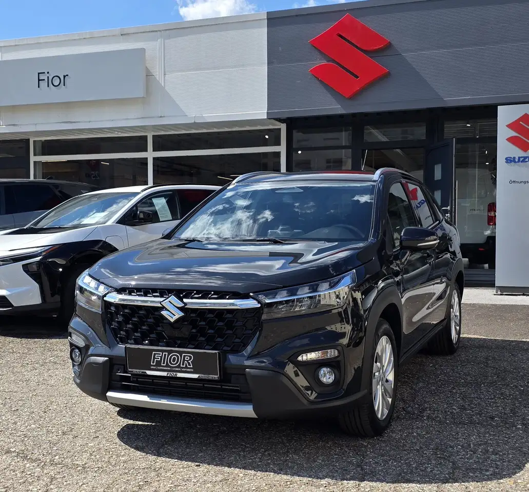 Suzuki S-Cross 2025