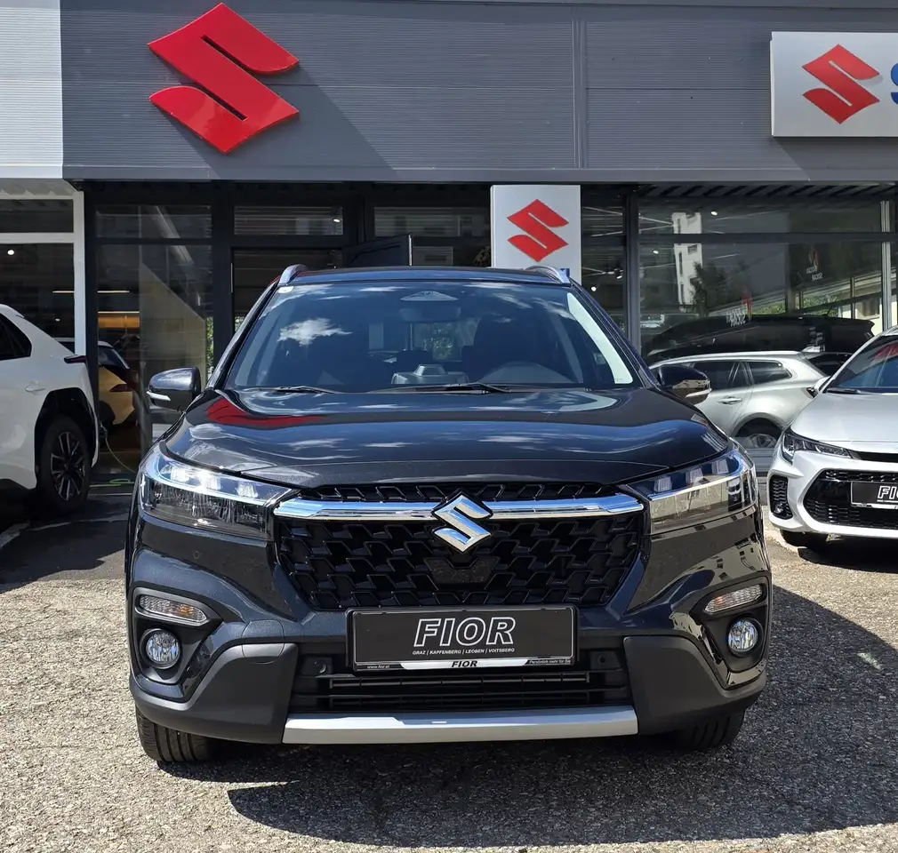 Suzuki S-Cross 2025