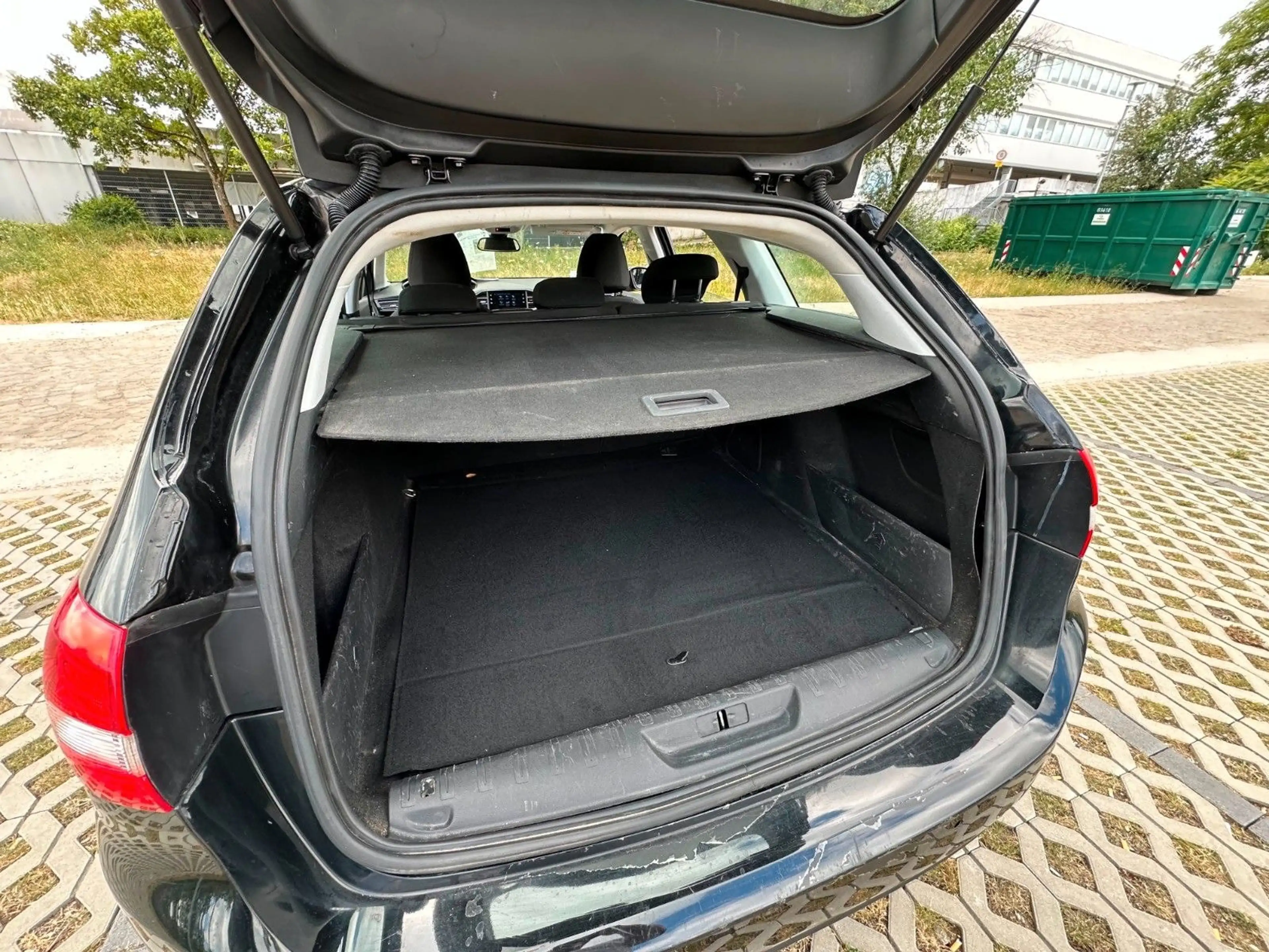 Peugeot 308 308 SW Active Pack NAVI. PDC. KLIMA AUTO. BT — photo 7