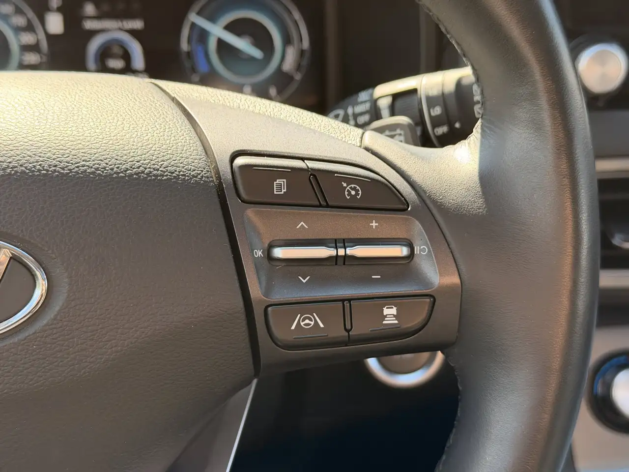 Hyundai KONA снимка Hyundai KONA