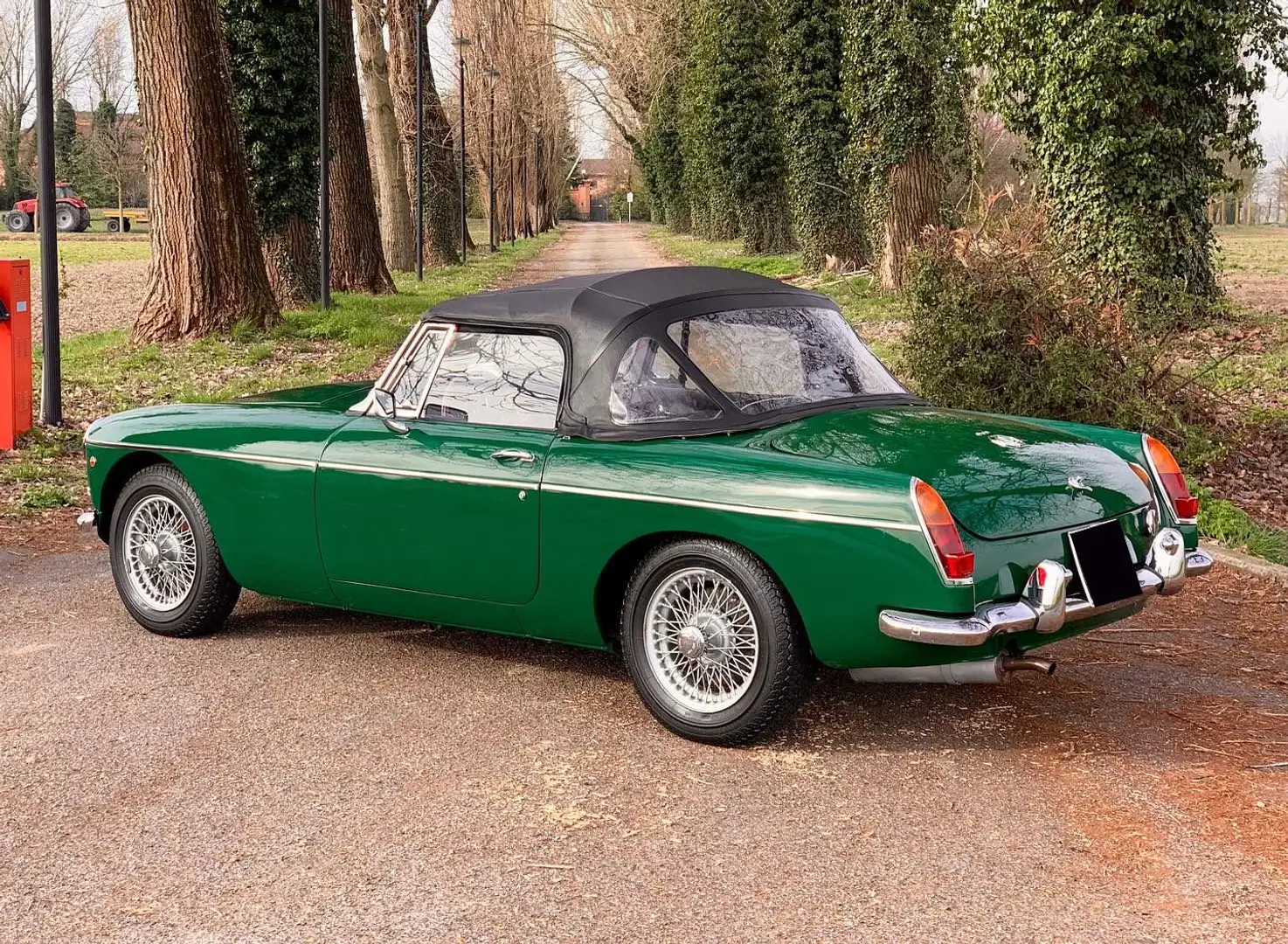 MG MGB Verde - 2