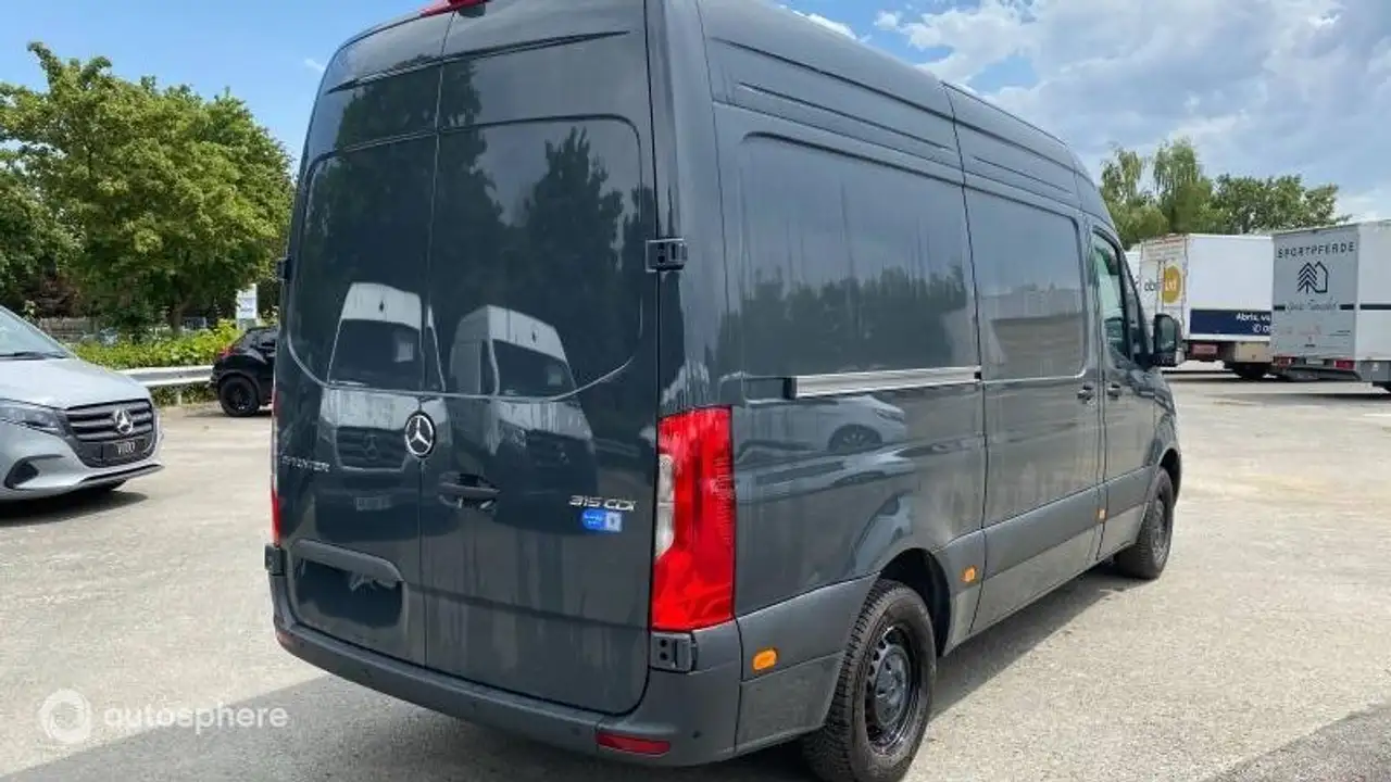 Mercedes-Benz Sprinter 2026