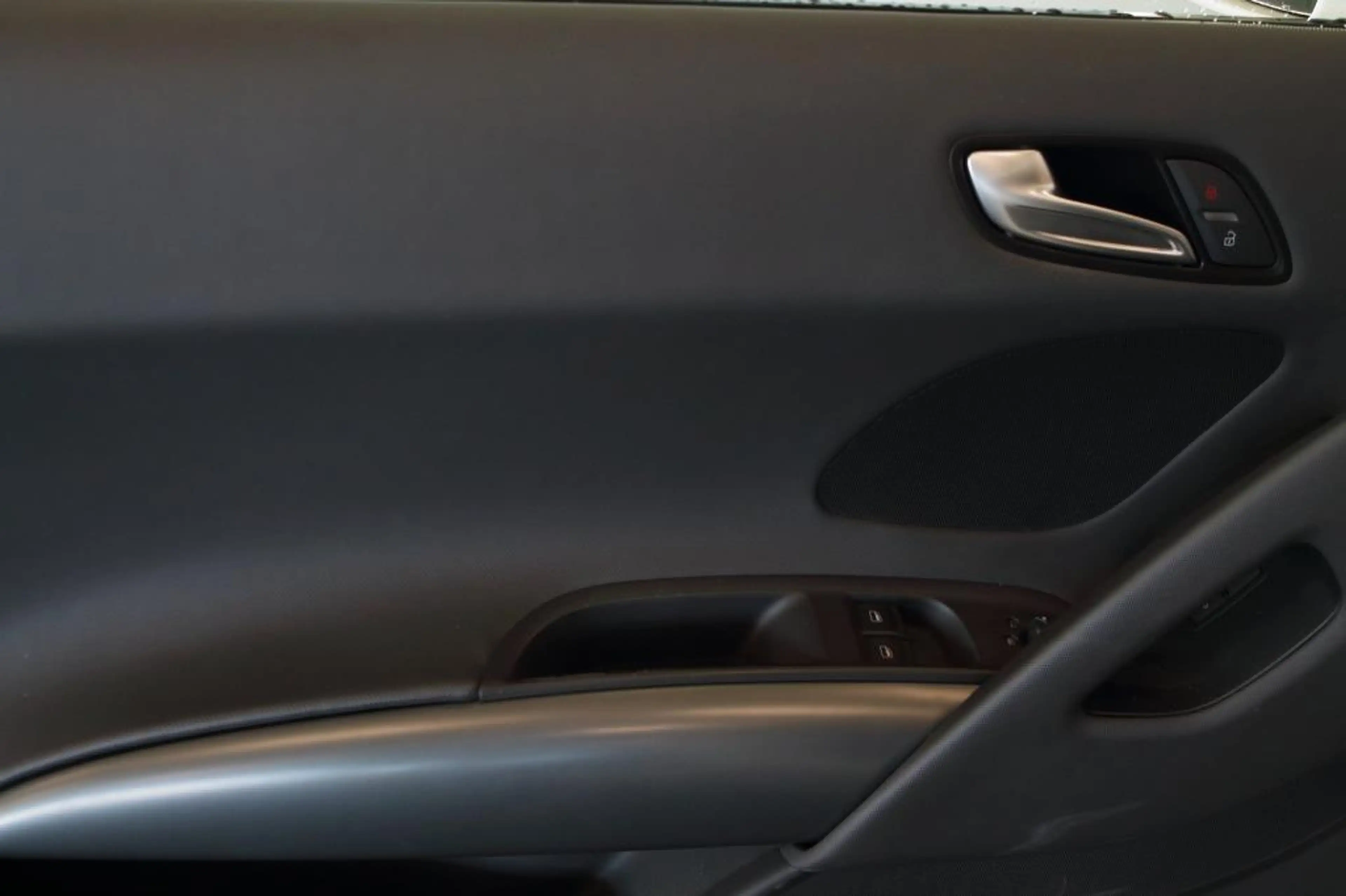 Audi R8 4.2 V8 FSI Origineel NL *Pdc/Magnetic ride* — photo 7