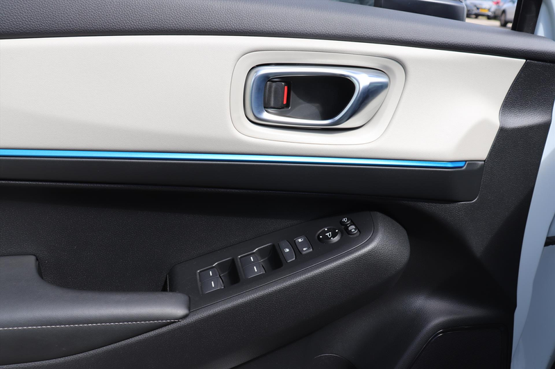 Honda HR-V 1.5 e:HEV i-MMD 131pk CVT Advance Style — photo 11