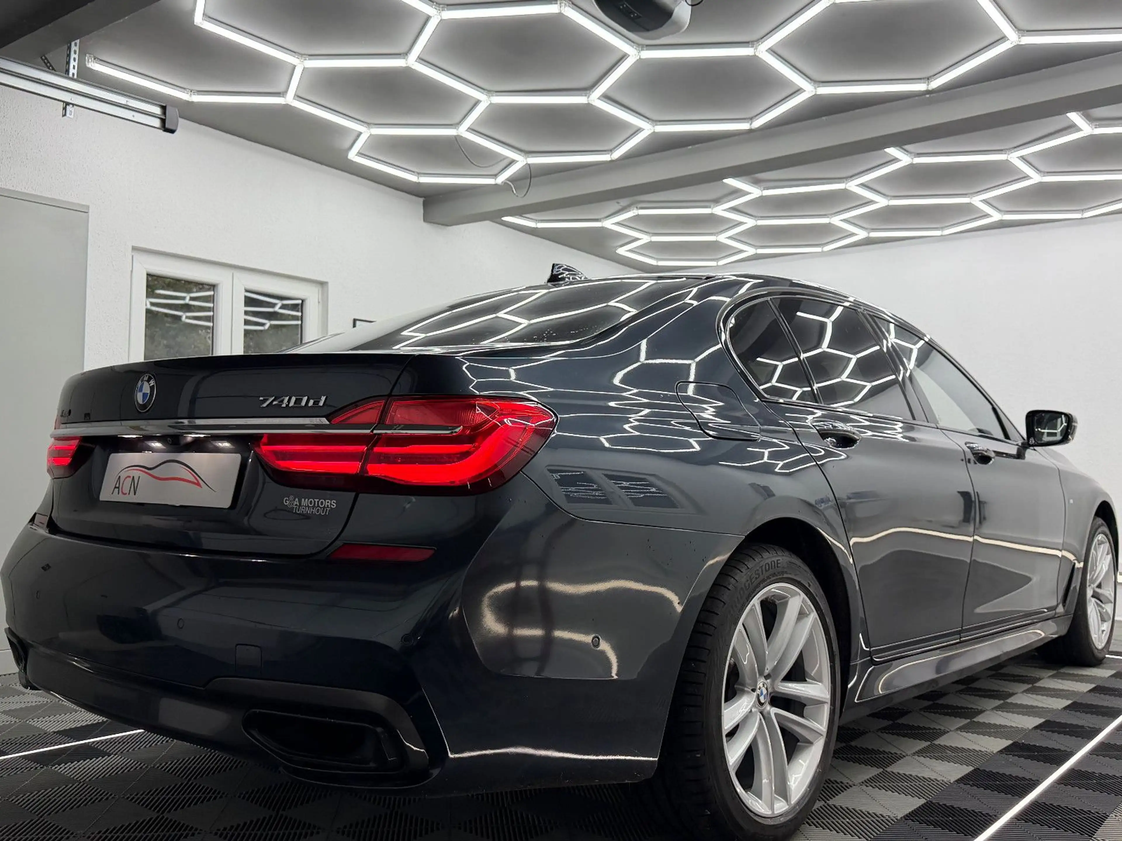 BMW 740 d xDrive/MASSAGE/HuD/B&W/LASER/TV-FUNKTION — photo 12