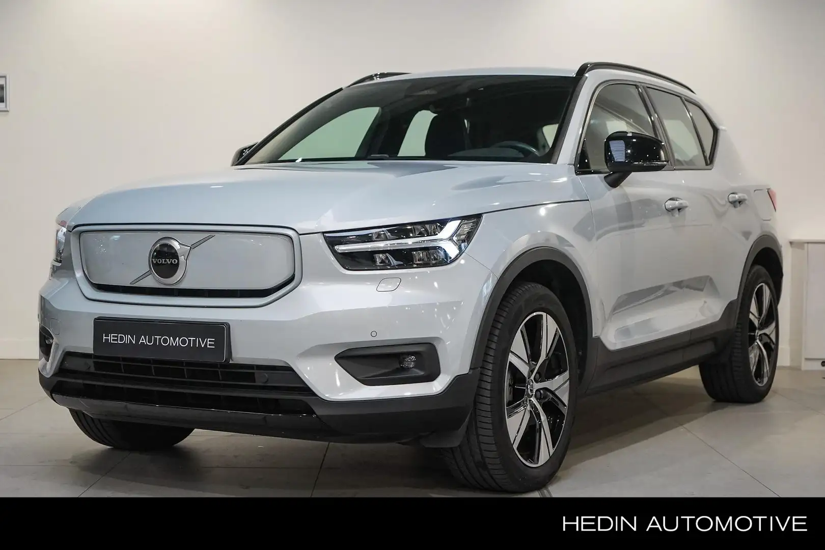 Volvo XC40 Recharge P8 AWD R-Design 408pk | Pilot Assist | Do Grijs - 1