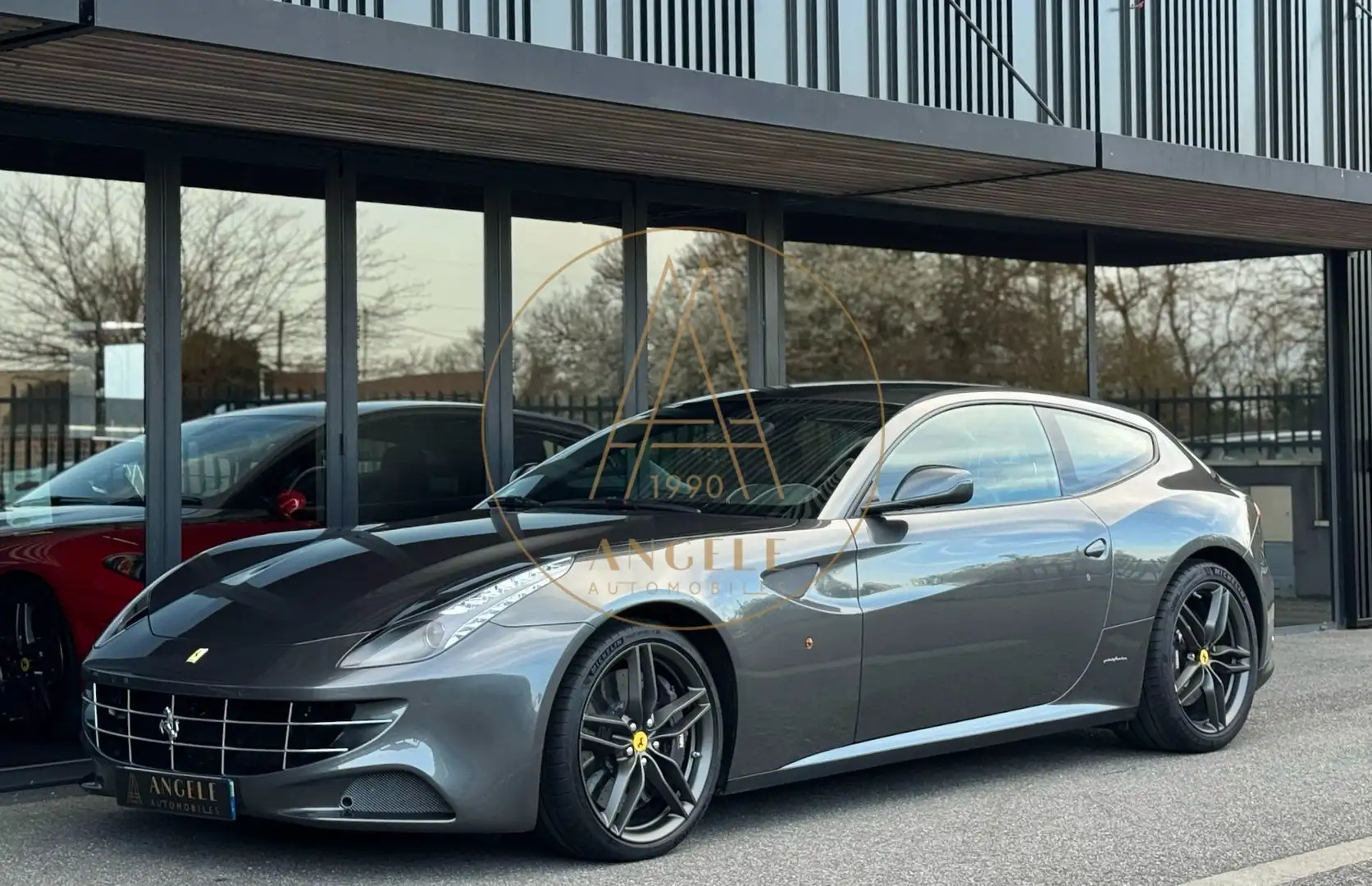 Ferrari FF FF V12 6.0 660ch Gris - 1