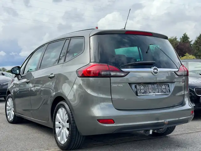 Opel Zafira view 5