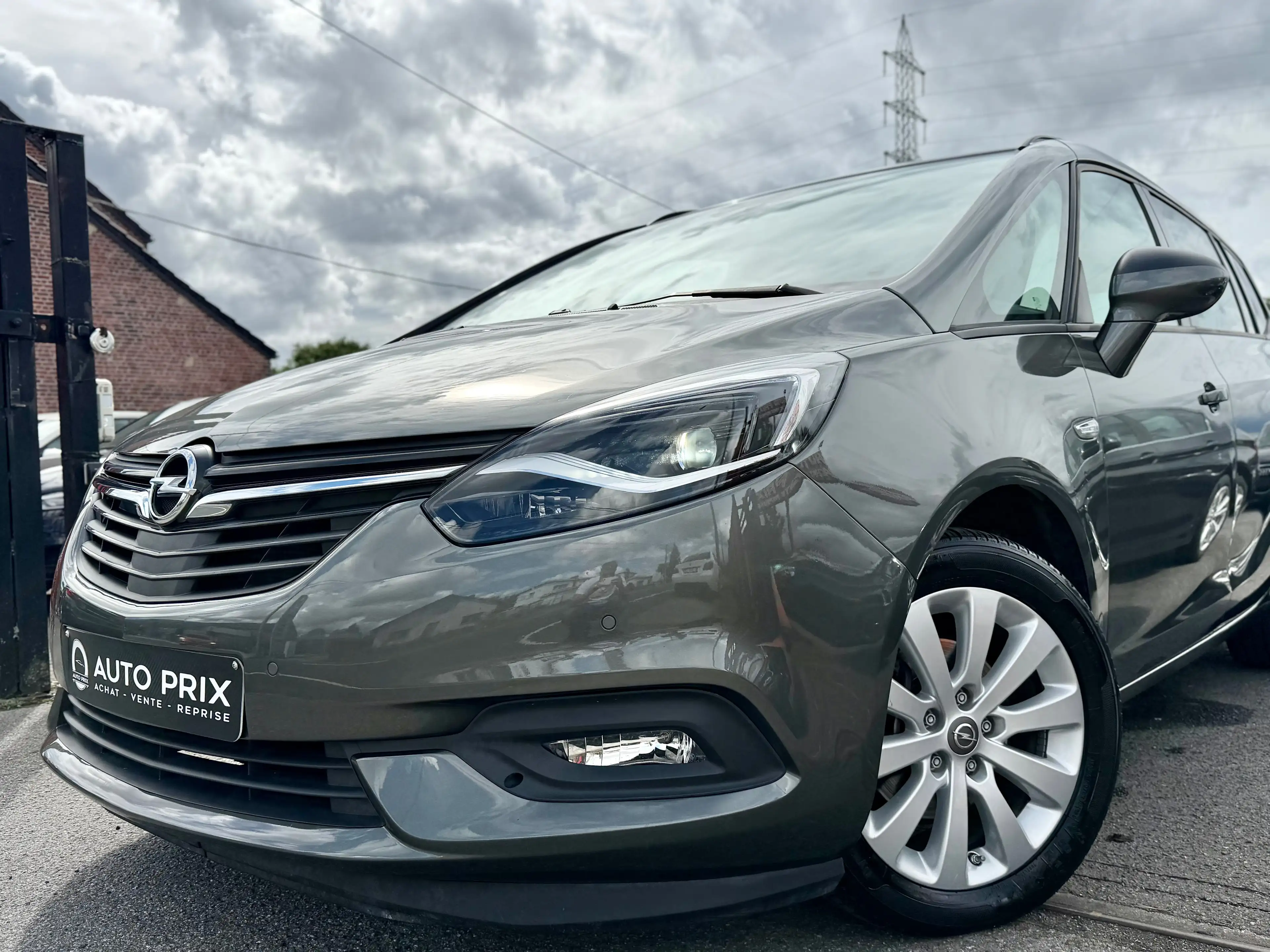 Opel Zafira Tourer 1.6 CDTi 120 Years Edition 7PL Navi Cam Xénon ACC Cruise Full Options — photo 12