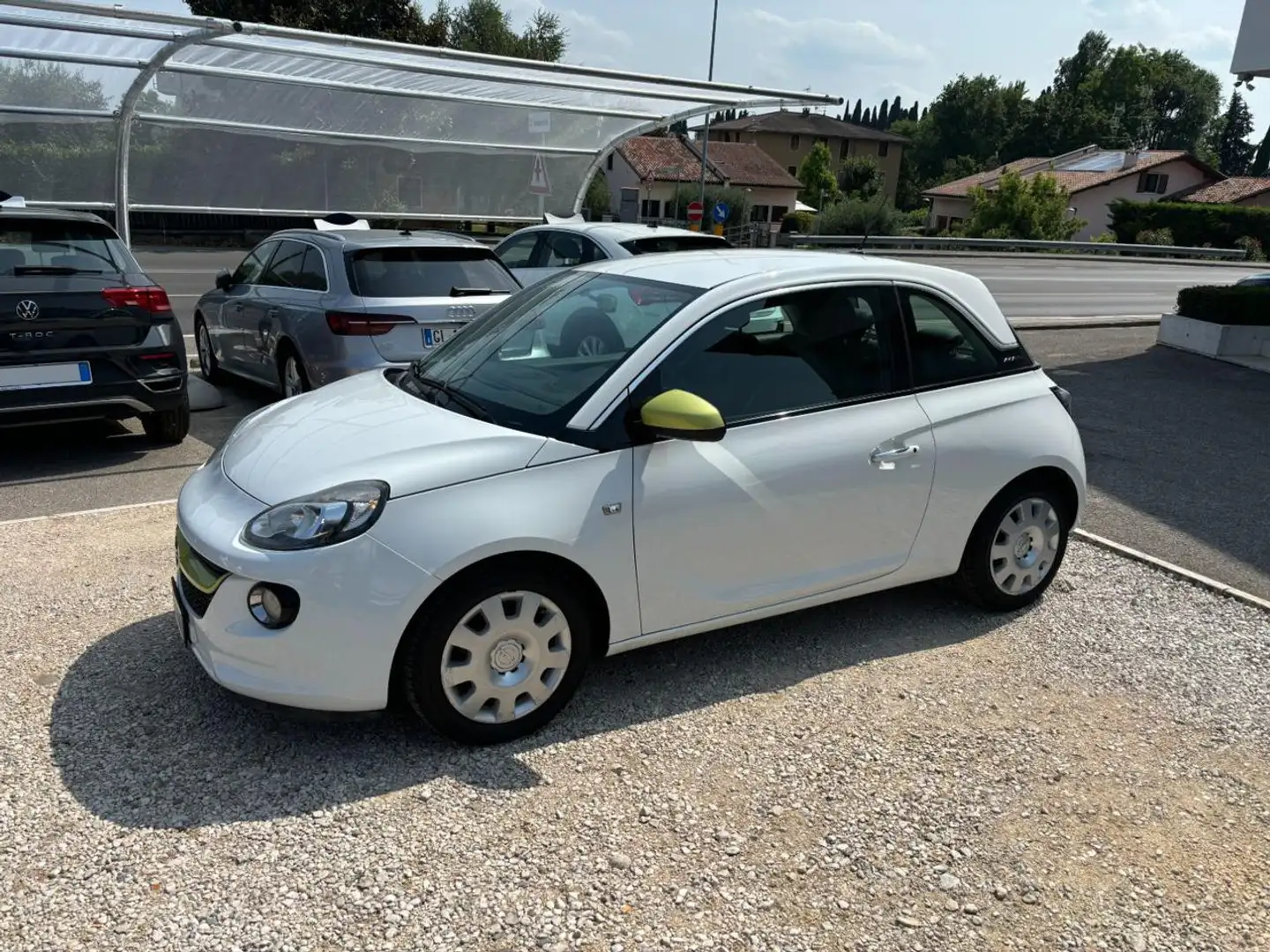 Opel Adam 1.2 70 CV NEOPATENTATI Bianco - 1