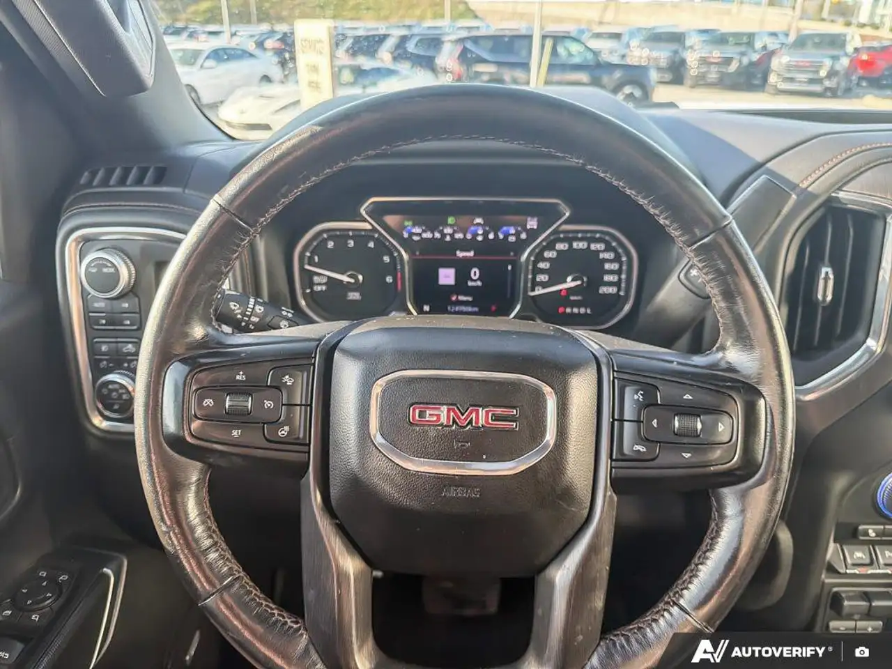 GMC Sierra 1500 снимка GMC Sierra 1500