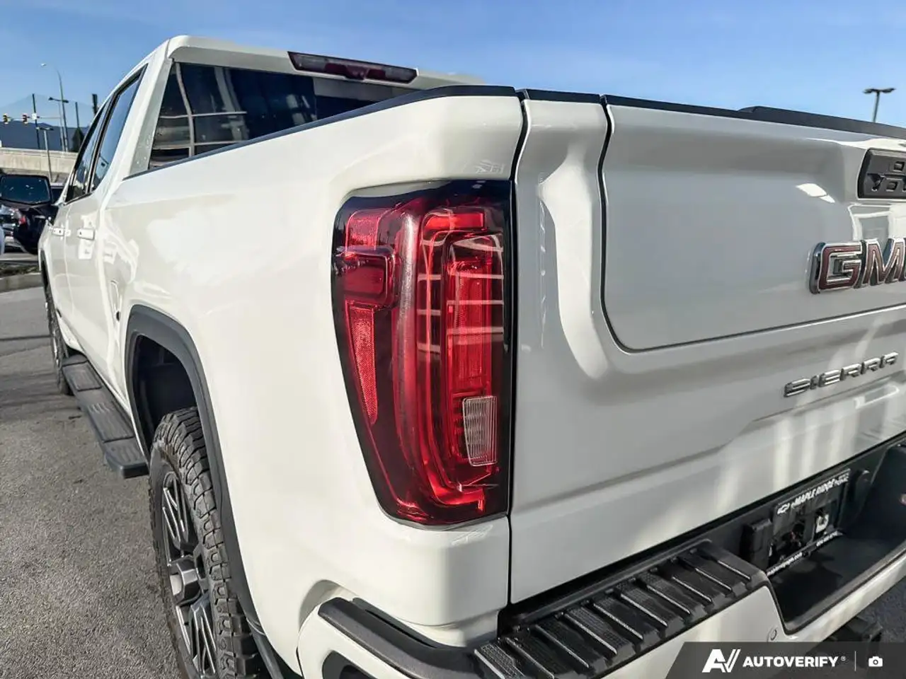 GMC Sierra 1500 снимка GMC Sierra 1500