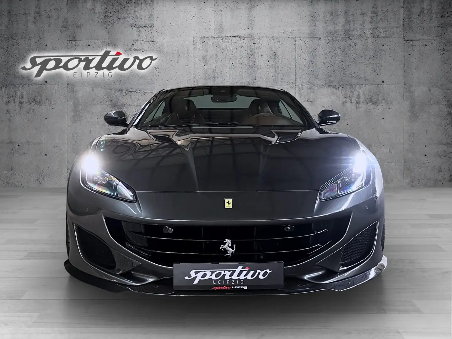 Ferrari Portofino *Novitec* Grau - 2