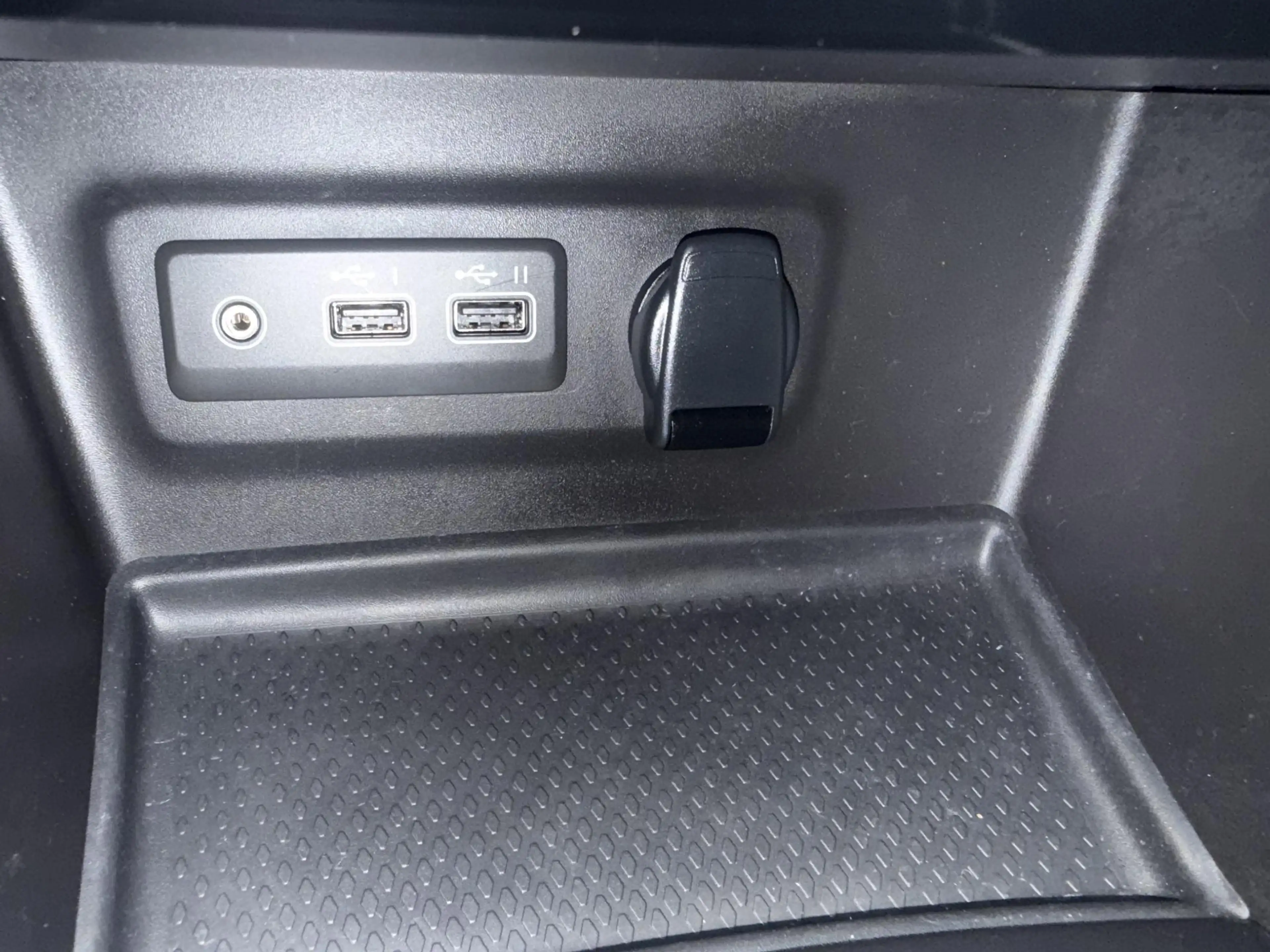 Renault Megane Estate 1.3 TCe 140 | Navigatie | ECC | PDC voor + — photo 25