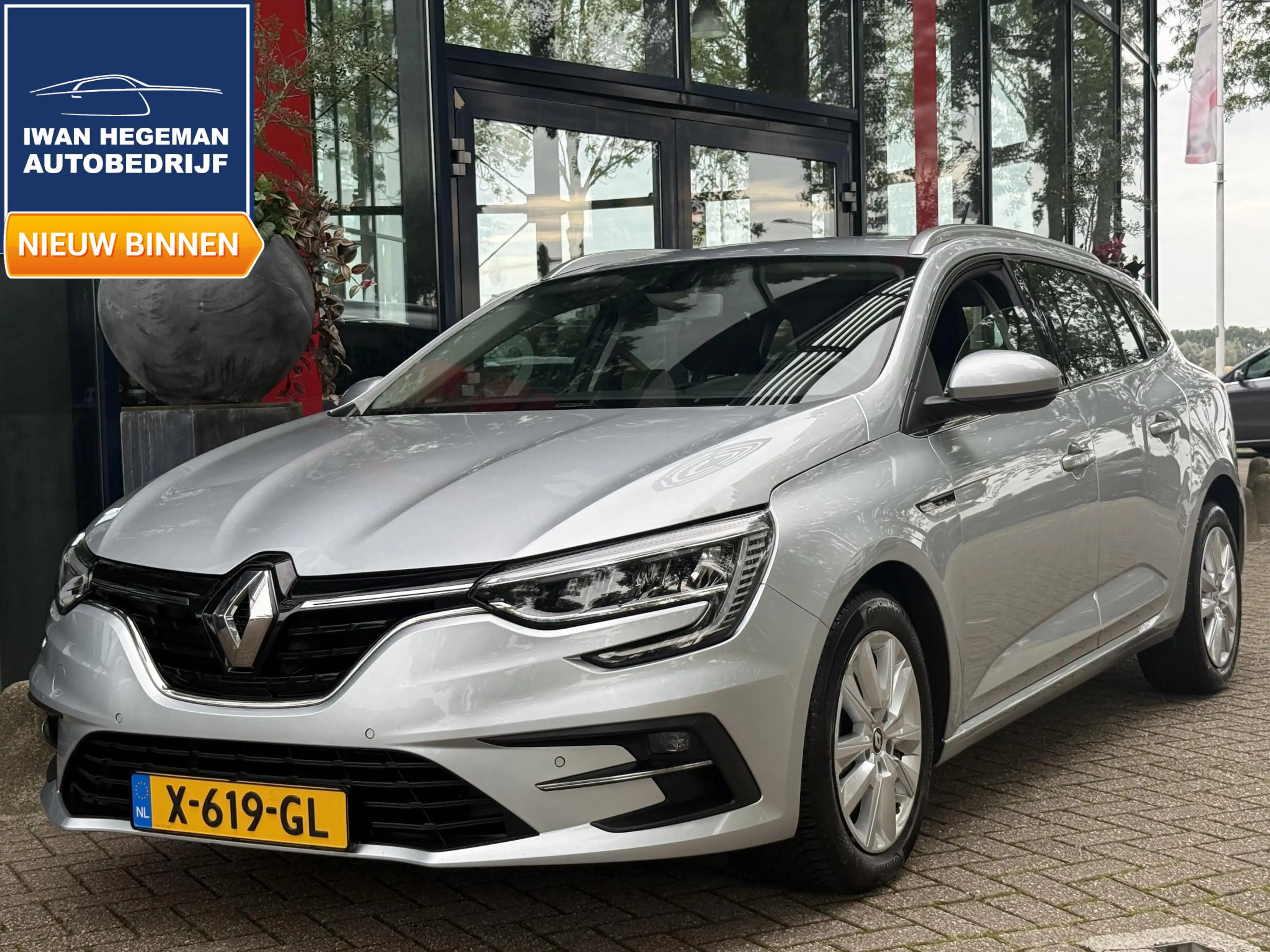 Renault Megane Estate 1.3 TCe 140 | Navigatie | ECC | PDC voor +