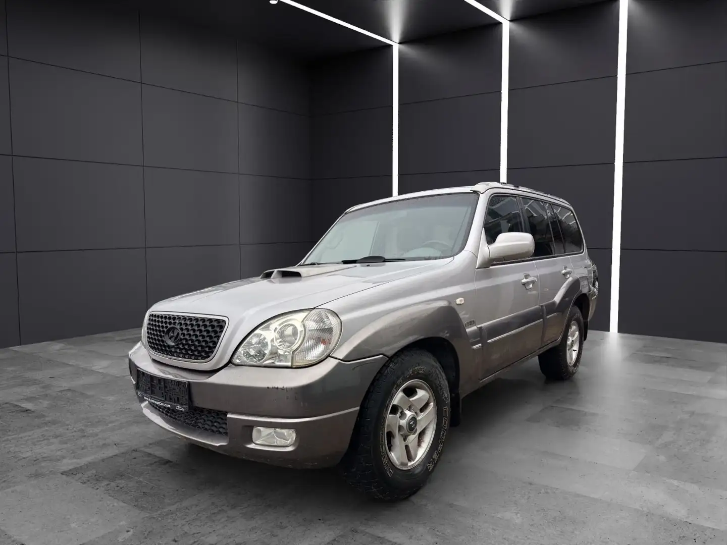 Hyundai Terracan 2.9 CRDi GL /AHK/KLIMA/OFFROAD-ALU/ Silber - 1