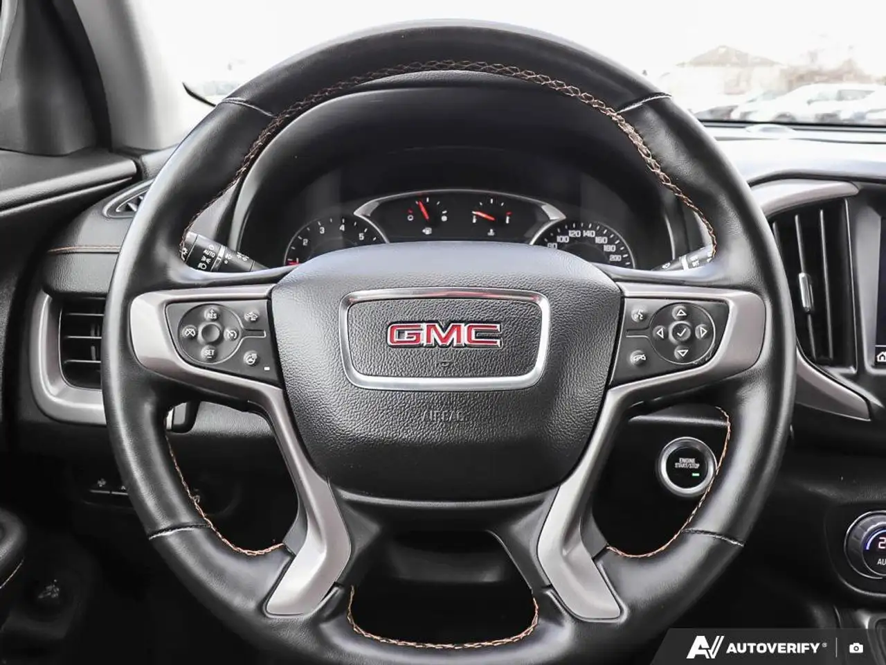 GMC Terrain photo GMC Terrain