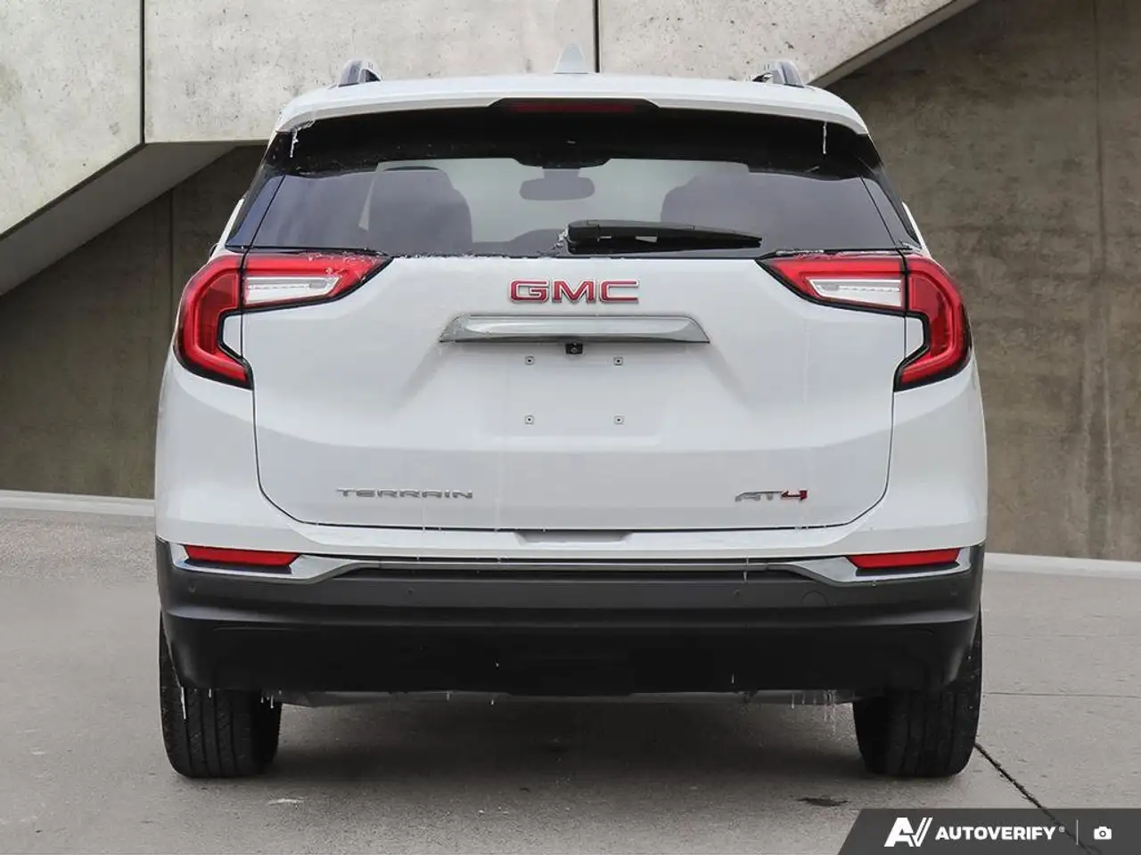 GMC Terrain photo GMC Terrain