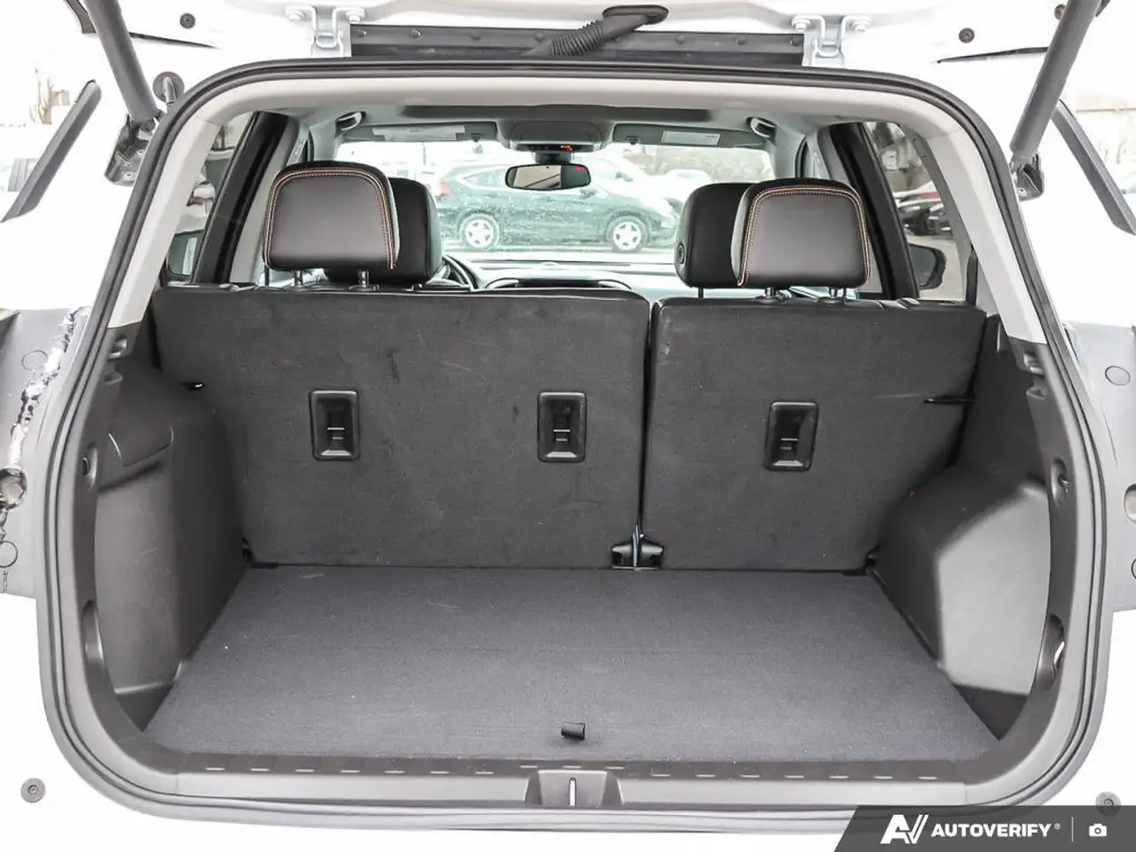GMC Terrain photo GMC Terrain