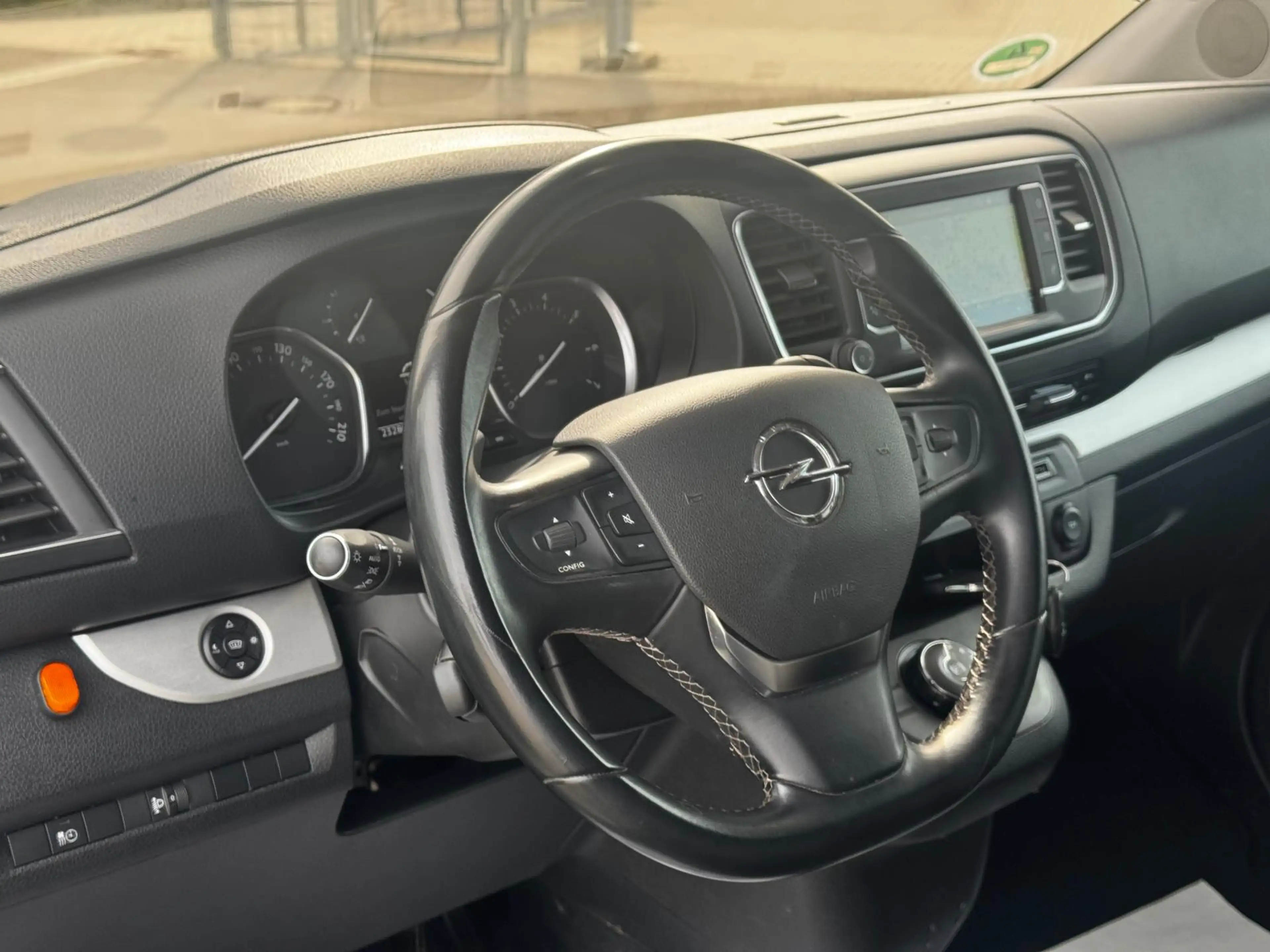 Opel Zafira Life 2.0 CDTI Tourer L3 Xenon/ACC/Head-Up — photo 10