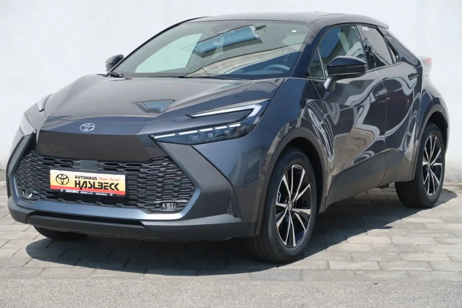 Toyota C-HR C-HR 2.0 Hybrid Teamplayer + Technik Pak Grau - 1