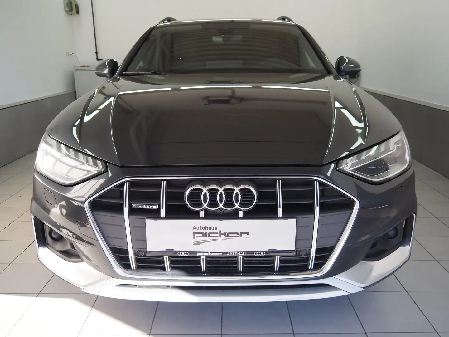 Audi A4 allroad 45 TFSI quattro Grau - 2