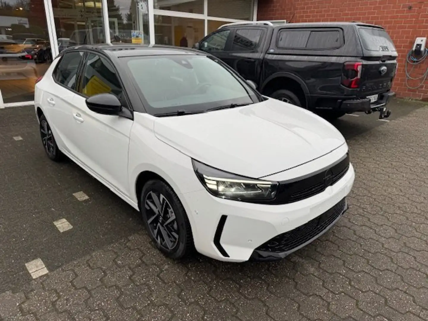 Opel Corsa GS 1.2i 74 kW, Facelift, LED, Kamera - 2