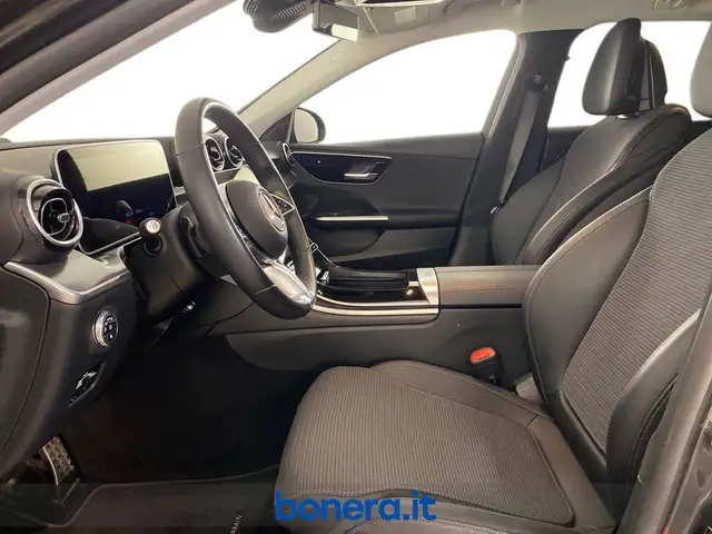 Mercedes-Benz C-Class view 11