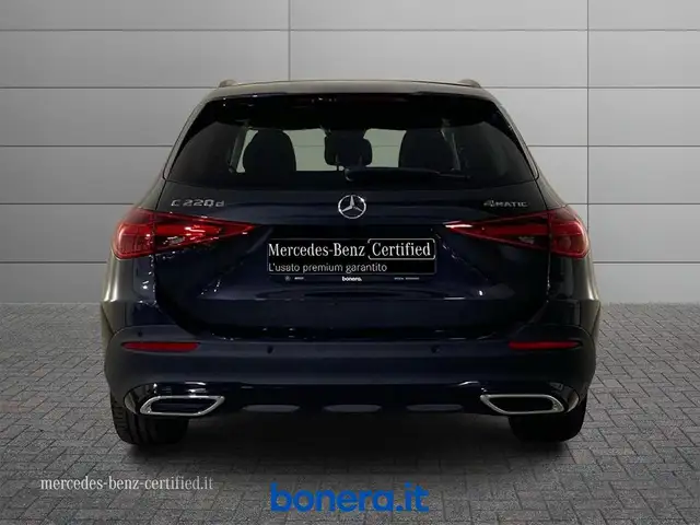 Mercedes-Benz C-Class view 5
