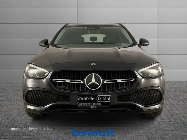 Mercedes-Benz C-Class view 4
