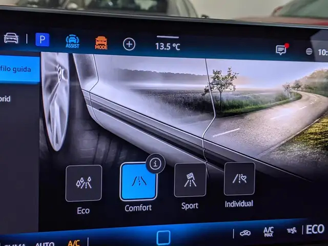 Volkswagen Golf view 15