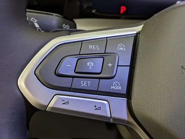 Volkswagen Golf view 10