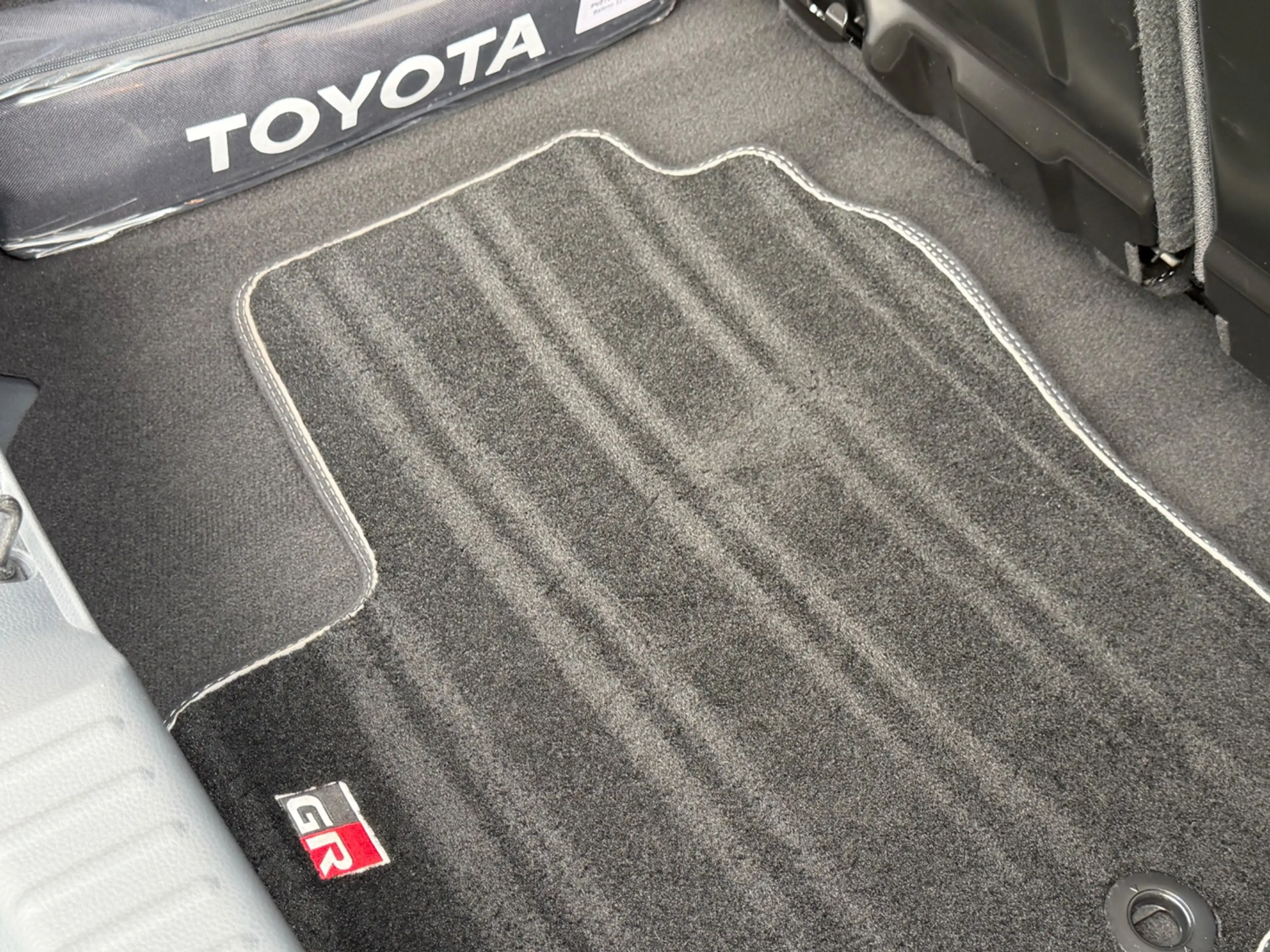 Toyota Aygo X Hybrid 115 GR Sport, Nieuw en direct leverbaar! — photo 32
