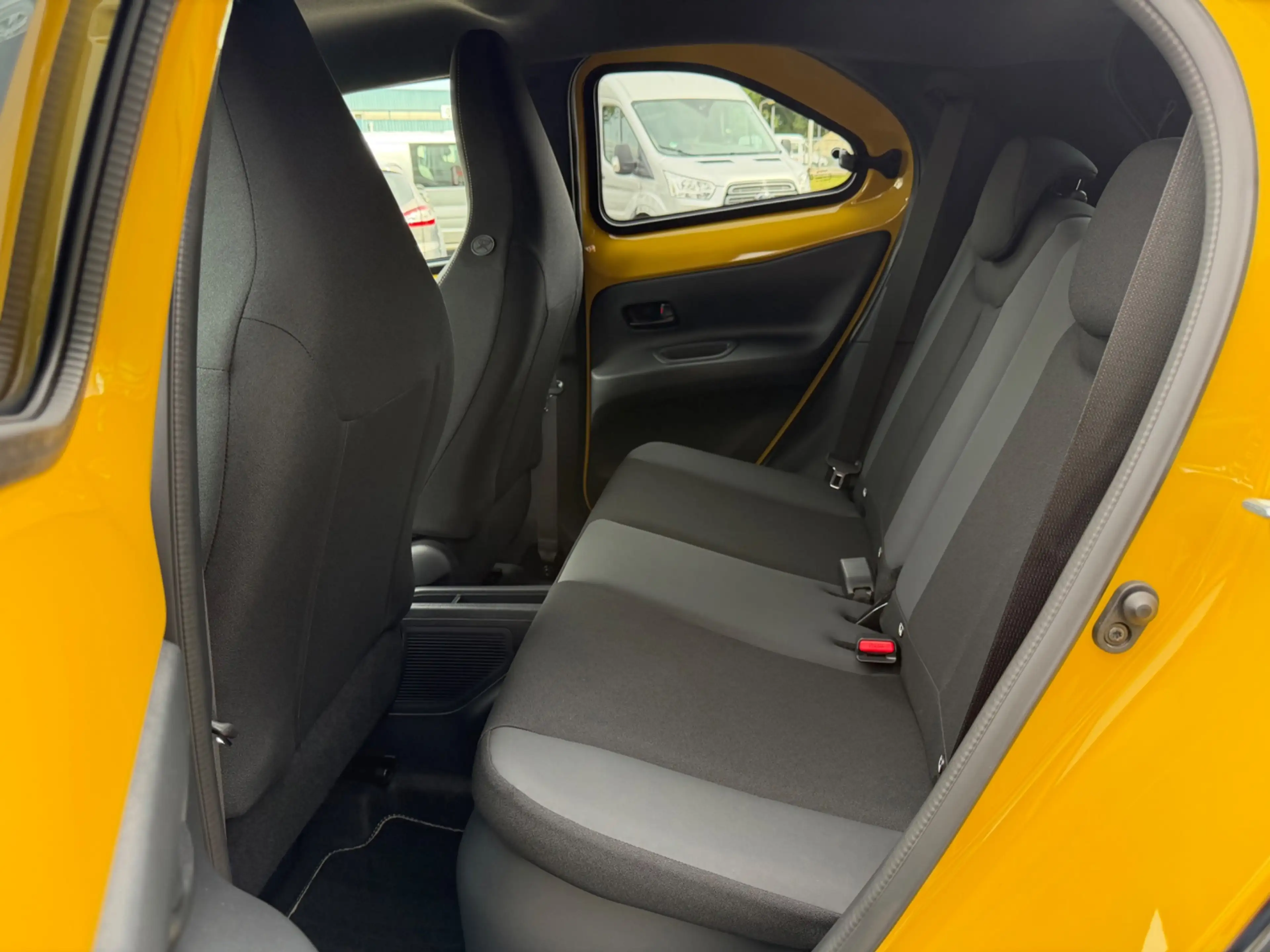 Toyota Aygo X Hybrid 115 GR Sport, Nieuw en direct leverbaar! — photo 11