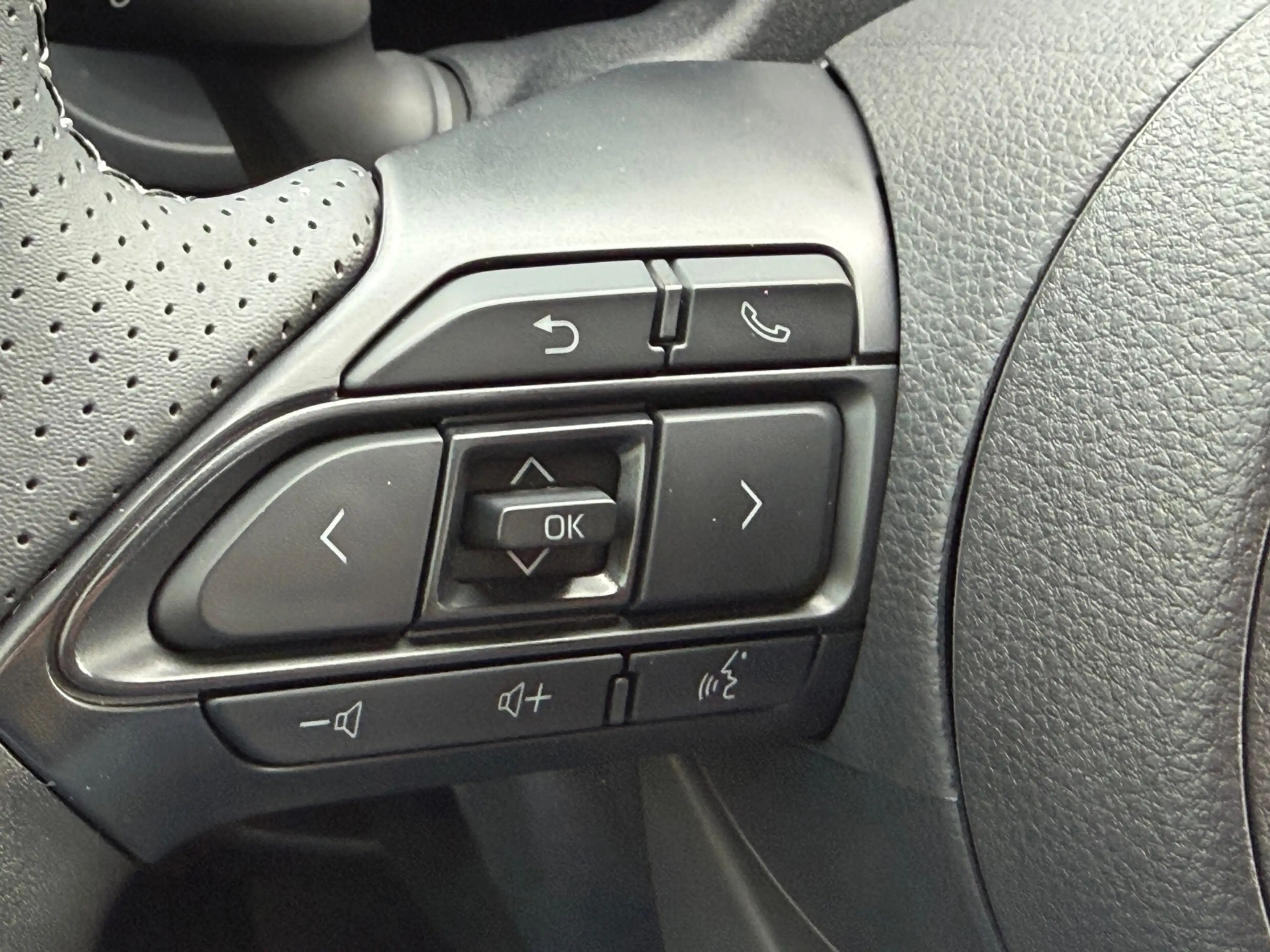 Toyota Aygo X Hybrid 115 GR Sport, Nieuw en direct leverbaar! — photo 44