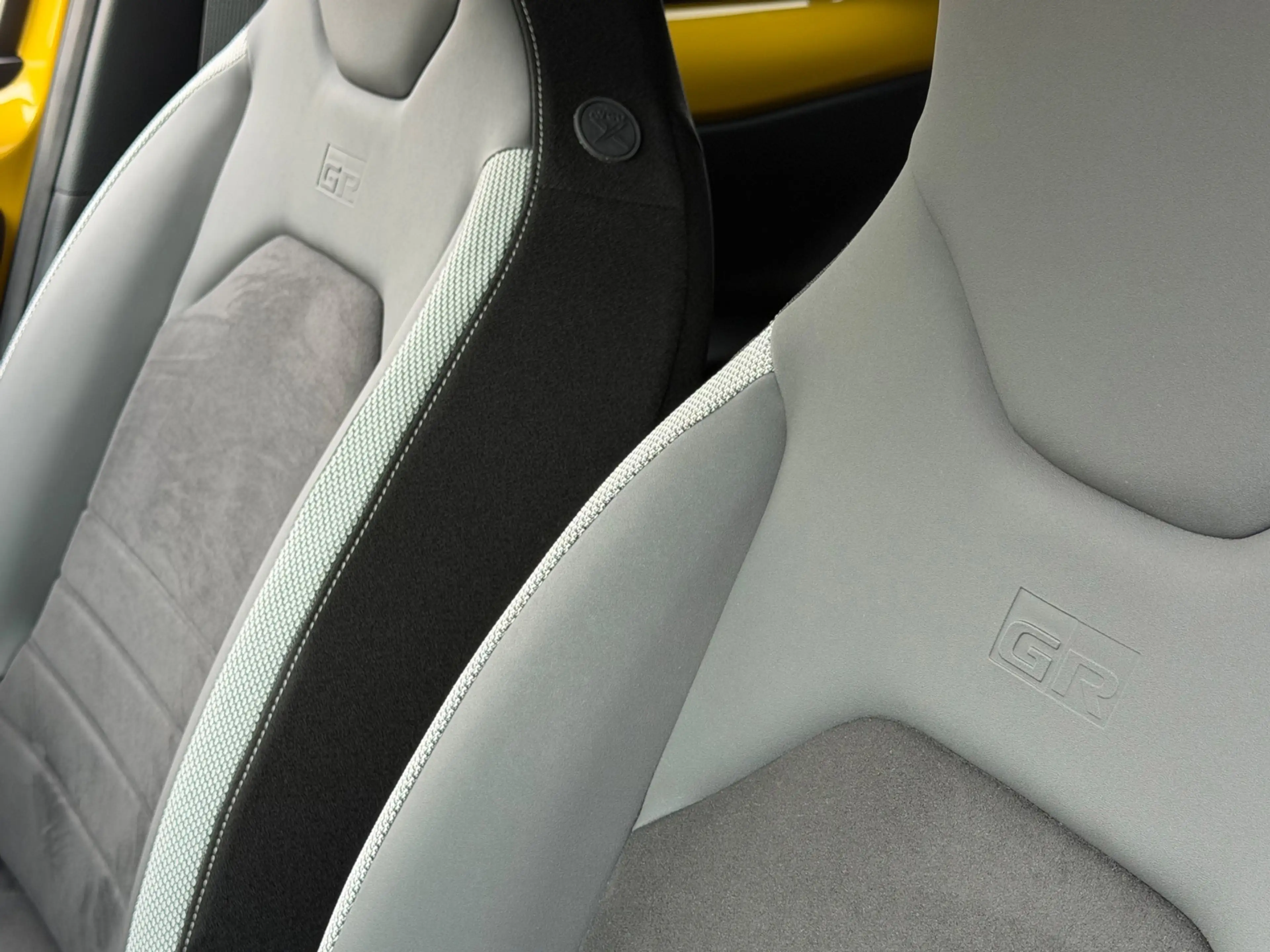 Toyota Aygo X Hybrid 115 GR Sport, Nieuw en direct leverbaar! — photo 36