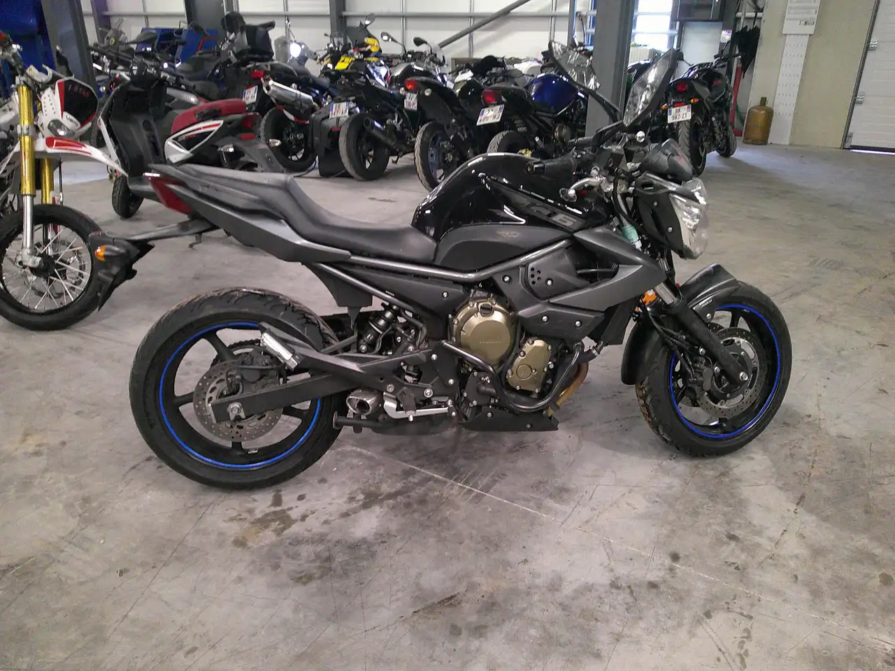 Yamaha XJ 6