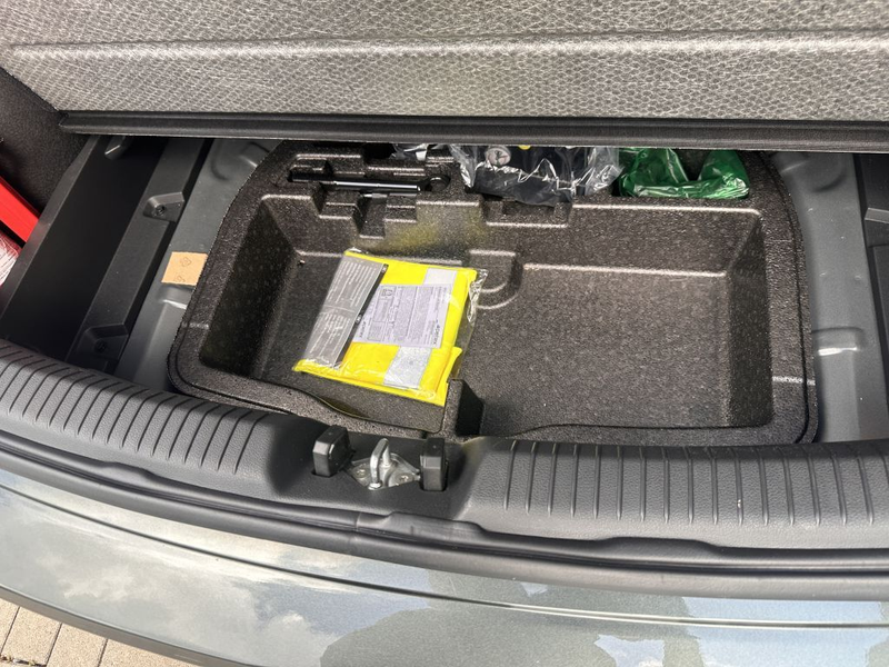 Hyundai i30 1.5 T-GDI 48V-Hybrid EDITION 30+ — photo 8